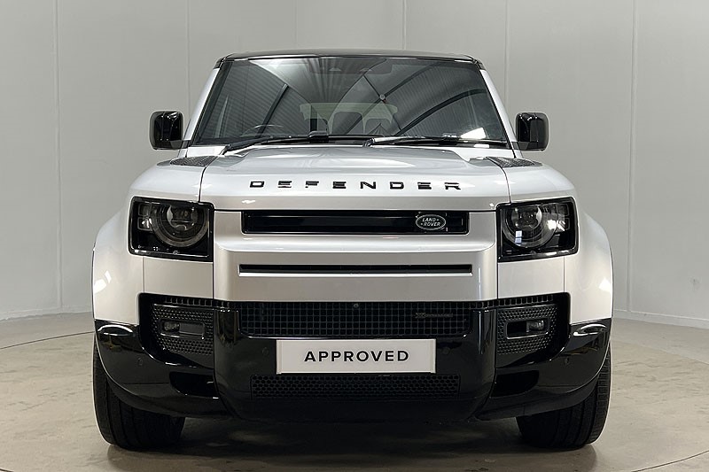 2023 (23) LAND ROVER DEFENDER 3.0 D300 X-Dynamic HSE 110 5dr Auto [7 Seat] 4941604