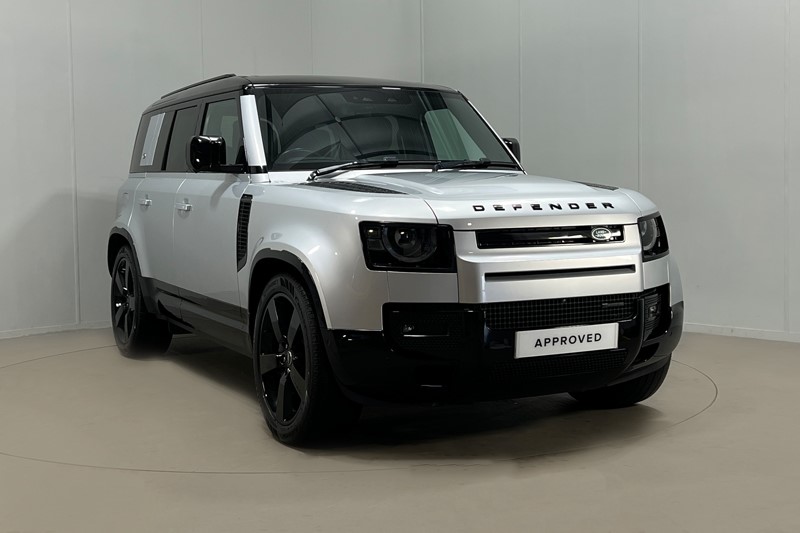 2023 (23) LAND ROVER DEFENDER 3.0 D300 X-Dynamic HSE 110 5dr Auto [7 Seat]
