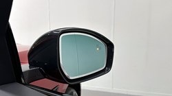 2024 (24) JAGUAR F-PACE 2.0 D200 R-Dynamic SE Black 5dr Auto AWD 4540632