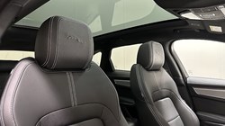 2024 (24) JAGUAR F-PACE 2.0 D200 R-Dynamic SE Black 5dr Auto AWD 4540635