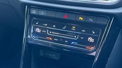 2022 (22) VOLKSWAGEN T-ROC 2.0 TDI 150 EVO R-Line 5dr DSG 5317920