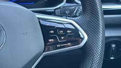 2022 (22) VOLKSWAGEN T-ROC 2.0 TDI 150 EVO R-Line 5dr DSG 5317913