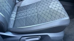 2022 (22) VOLKSWAGEN T-ROC 2.0 TDI 150 EVO R-Line 5dr DSG 5317909