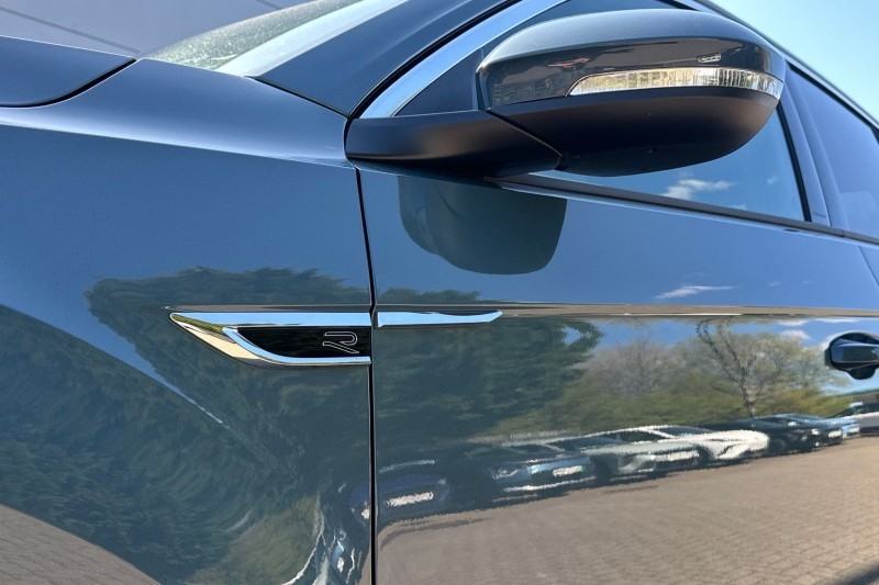 2022 (22) VOLKSWAGEN T-ROC 2.0 TDI 150 EVO R-Line 5dr DSG 5317937