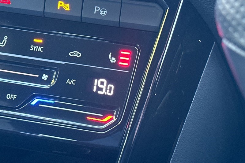 2022 (22) VOLKSWAGEN T-ROC 2.0 TDI 150 EVO R-Line 5dr DSG 5317922