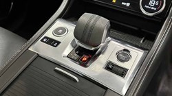 2022 (72) JAGUAR F-PACE 2.0 D200 R-Dynamic SE 5dr Auto AWD 4532242