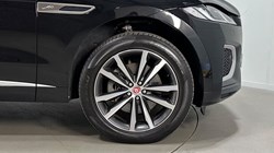 2022 (72) JAGUAR F-PACE 2.0 D200 R-Dynamic SE 5dr Auto AWD 4532227