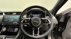 2022 (72) JAGUAR F-PACE 2.0 D200 R-Dynamic SE 5dr Auto AWD 4532238
