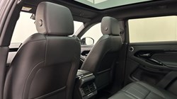 2024 (24) LAND ROVER RANGE ROVER EVOQUE 2.0 D200 Dynamic HSE 5dr Auto 4541017