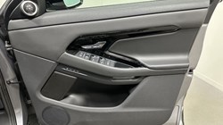 2024 (24) LAND ROVER RANGE ROVER EVOQUE 2.0 D200 Dynamic HSE 5dr Auto 4540995