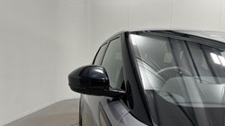2024 (24) LAND ROVER RANGE ROVER EVOQUE 2.0 D200 Dynamic HSE 5dr Auto 4541027