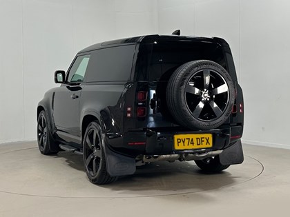 2024 (74) LAND ROVER COMMERCIAL DEFENDER 3.0 D300 Hard Top X-Dynamic HSE Auto