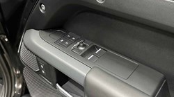 2024 (74) LAND ROVER COMMERCIAL DEFENDER 3.0 D300 Hard Top X-Dynamic HSE Auto 4532670