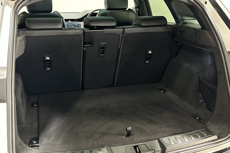 2024 (24) LAND ROVER RANGE ROVER EVOQUE 2.0 D200 Dynamic SE 5dr Auto 4596576