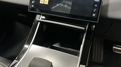 2024 (24) LAND ROVER RANGE ROVER EVOQUE 2.0 D200 Dynamic SE 5dr Auto 4596568