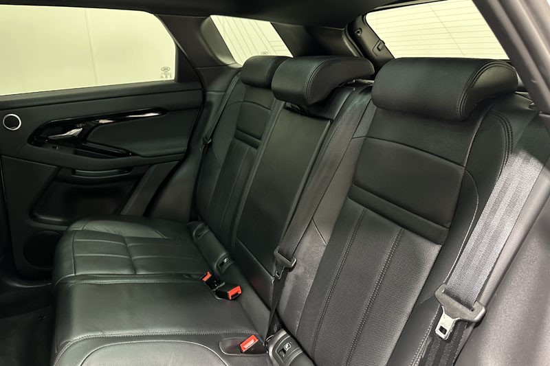 2024 (24) LAND ROVER RANGE ROVER EVOQUE 2.0 D200 Dynamic SE 5dr Auto 4596573