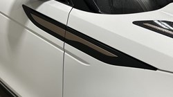 2024 (24) LAND ROVER RANGE ROVER EVOQUE 2.0 D200 Dynamic SE 5dr Auto 4596582