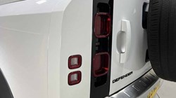 2023 (23) LAND ROVER COMMERCIAL DEFENDER 3.0 D250 Hard Top SE Auto 4588513