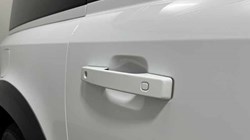 2023 (23) LAND ROVER COMMERCIAL DEFENDER 3.0 D250 Hard Top SE Auto 4588516