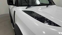 2023 (23) LAND ROVER COMMERCIAL DEFENDER 3.0 D250 Hard Top SE Auto 4588519