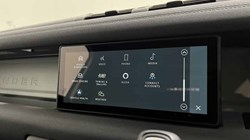 2023 (23) LAND ROVER COMMERCIAL DEFENDER 3.0 D250 Hard Top SE Auto 4588502