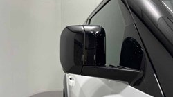 2023 (23) LAND ROVER COMMERCIAL DEFENDER 3.0 D250 Hard Top SE Auto 4588517