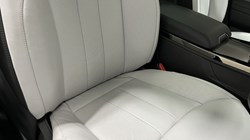 2025 (75) LAND ROVER RANGE ROVER SPORT 3.0 D300 Dynamic SE 5dr Auto 4834904