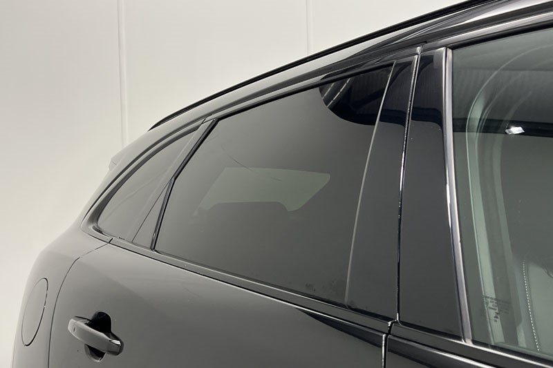 2023 (73) JAGUAR F-PACE 2.0 P400e R-Dynamic SE Black 5dr Auto AWD 4698846