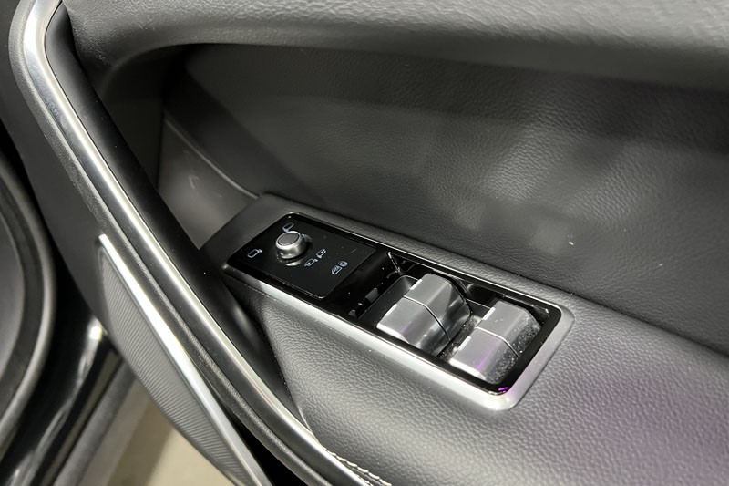 2023 (73) JAGUAR F-PACE 2.0 P400e R-Dynamic SE Black 5dr Auto AWD 4698813