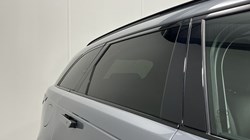 2024 (24) LAND ROVER RANGE ROVER VELAR 2.0 D200 MHEV Dynamic SE 5dr Auto 4671447