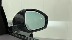 2024 (24) LAND ROVER RANGE ROVER VELAR 2.0 D200 MHEV Dynamic SE 5dr Auto 4671420