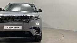 2024 (24) LAND ROVER RANGE ROVER VELAR 2.0 D200 MHEV Dynamic SE 5dr Auto 4671455