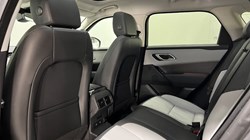 2024 (24) LAND ROVER RANGE ROVER VELAR 2.0 D200 MHEV Dynamic SE 5dr Auto 4671440