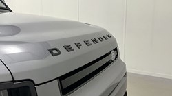 2022 (72) LAND ROVER DEFENDER 3.0 D250 X-Dynamic SE 110 5dr Auto 4603228