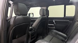 2022 (72) LAND ROVER DEFENDER 3.0 D250 X-Dynamic SE 110 5dr Auto 4603211