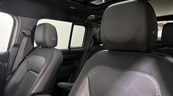 2022 (72) LAND ROVER DEFENDER 3.0 D250 X-Dynamic SE 110 5dr Auto 4603210