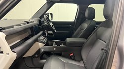 2022 (72) LAND ROVER DEFENDER 3.0 D250 X-Dynamic SE 110 5dr Auto 4602501