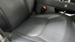 2022 (72) LAND ROVER DEFENDER 3.0 D250 X-Dynamic SE 110 5dr Auto 4603188