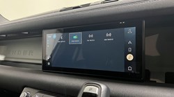 2022 (72) LAND ROVER DEFENDER 3.0 D250 X-Dynamic SE 110 5dr Auto 4603203