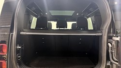 2022 (72) LAND ROVER DEFENDER 3.0 D250 X-Dynamic SE 110 5dr Auto 4603215