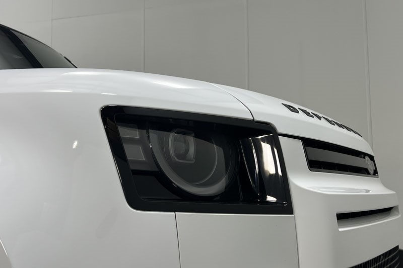 2025 (75) LAND ROVER DEFENDER 3.0 D250 X-Dynamic SE 110 5dr Auto 5320303