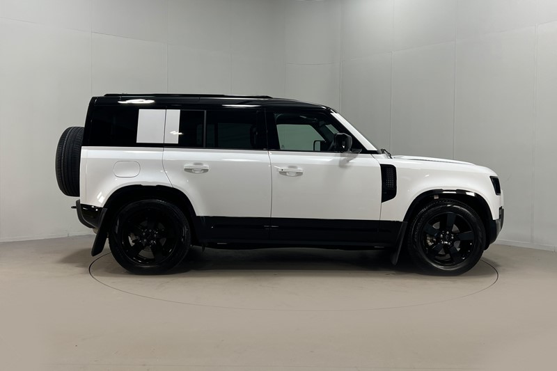 2025 (75) LAND ROVER DEFENDER 3.0 D250 X-Dynamic SE 110 5dr Auto 5320258