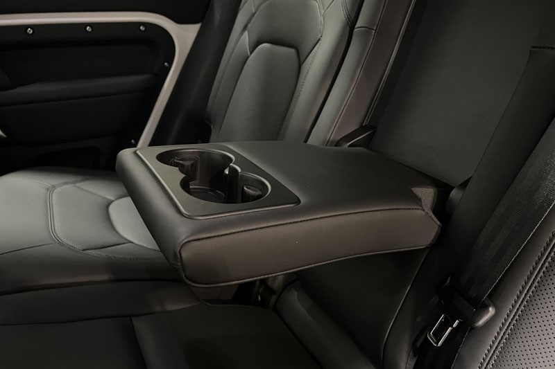 2025 (75) LAND ROVER DEFENDER 3.0 D250 X-Dynamic SE 110 5dr Auto 5320290