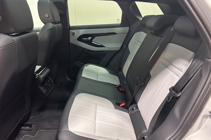 2025 (75) LAND ROVER RANGE ROVER EVOQUE 2.0 D200 Dynamic SE 5dr Auto 5294089