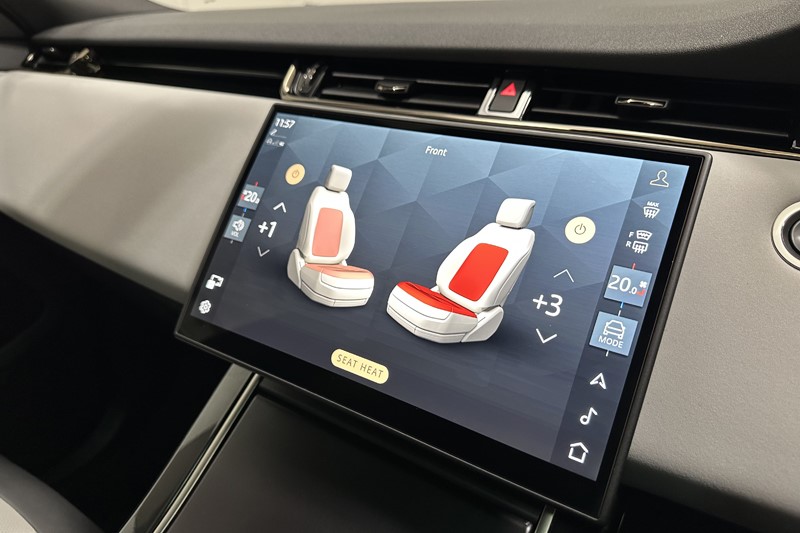 2025 (75) LAND ROVER RANGE ROVER EVOQUE 2.0 D200 Dynamic SE 5dr Auto 5294120