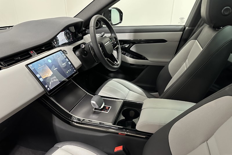 2025 (75) LAND ROVER RANGE ROVER EVOQUE 2.0 D200 Dynamic SE 5dr Auto 5294124