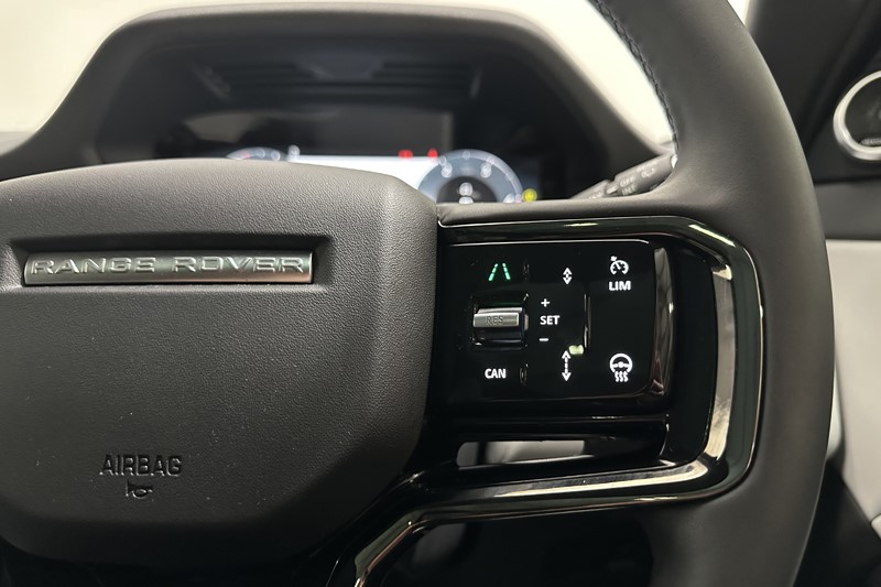 2025 (75) LAND ROVER RANGE ROVER EVOQUE 2.0 D200 Dynamic SE 5dr Auto 5294108
