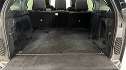 2023 (73) LAND ROVER DISCOVERY 3.0 D300 Dynamic SE 5dr Auto 5137265