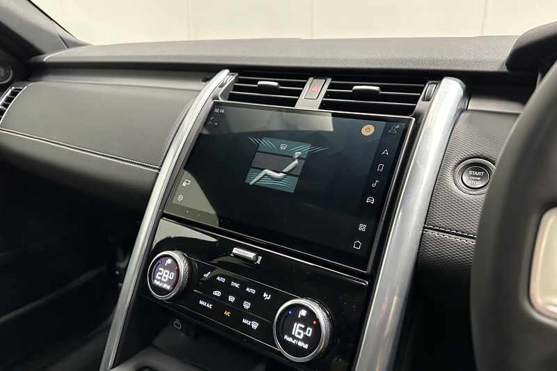 2023 (73) LAND ROVER DISCOVERY 3.0 D300 Dynamic SE 5dr Auto 5137258