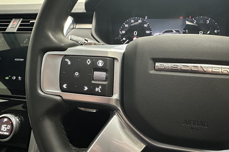 2023 (73) LAND ROVER DISCOVERY 3.0 D300 Dynamic SE 5dr Auto 5137245
